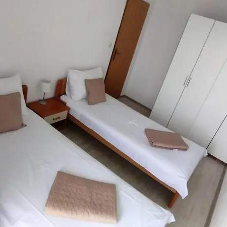 Ms125 - Podstrana, Split Apartmán *